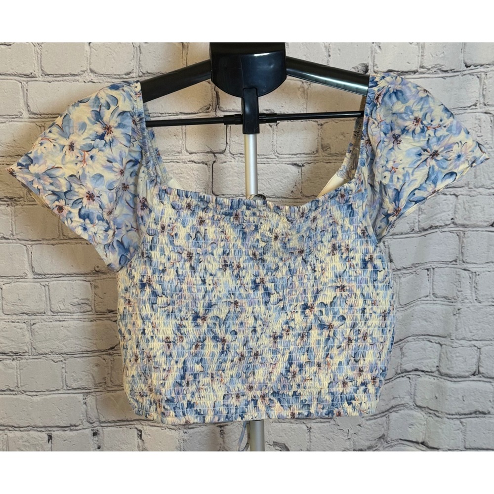 American Eagle Floral Off Shoulder Crop Top Blue White Smocked Back XL - Picture 3 of 5